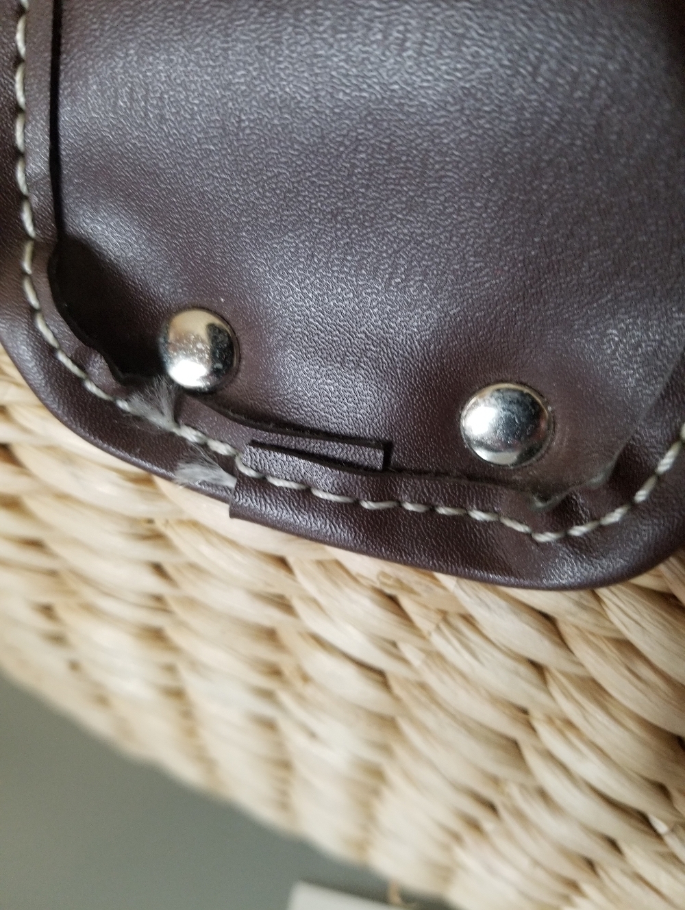 Marshall Fields Vtg Weaved Wicker Basket Bag Tan Brown Handles Bucket Purse - Picture 8 of 14